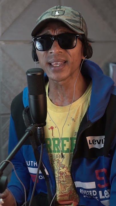 Thomas Arya - Dermaga Biru