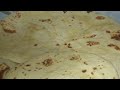 الخبز العجيب الخبز العجيب بدون ماء وبدون تخمير وبدون فرن ثلاث انواع خبز بعجينه واحده مش هتصدقي