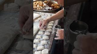 길거리 미슐렝에 선정된 태국 꽈배기 - Thai Street Food