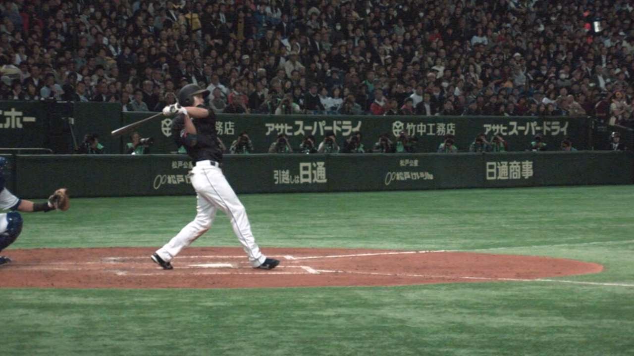 JPN@MLB: Fujinami strikes out five for Samurai Japan 