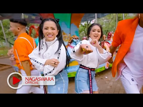 2TikTok - Yank Haus (Official Music Video NAGASWARA)