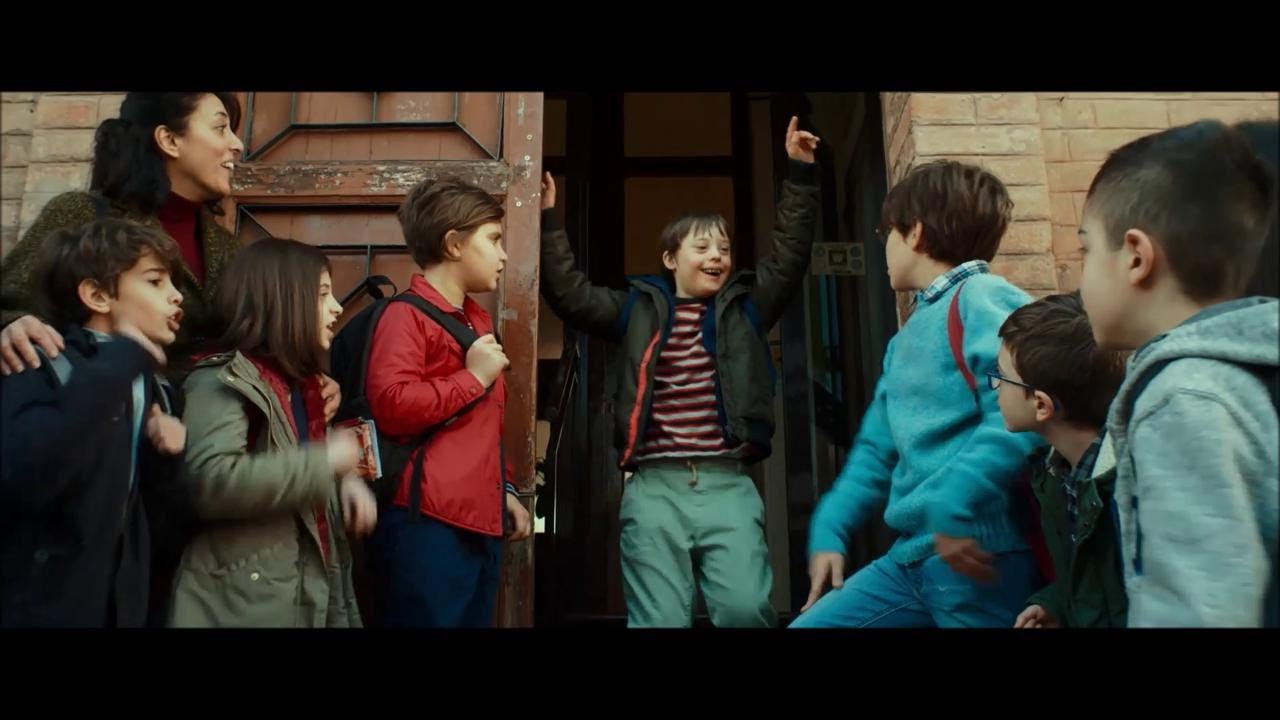 Mio Fratello Rincorre I Dinosauri Film Completo Youtube