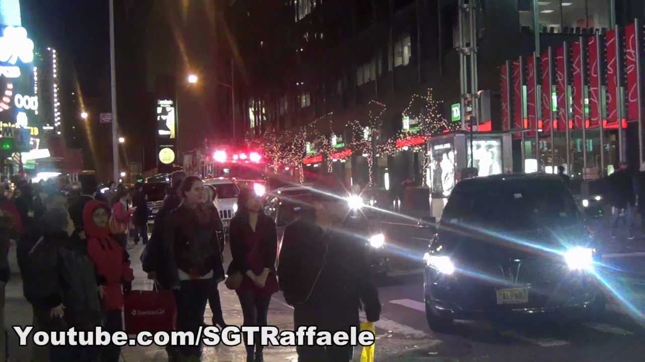 911HDTV: -PART 1- FDNY Ladder 4 & Battalion 9 CRAZY EQ2B Code 3 *HD*