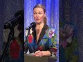 Capture de la vidéo Julia Stiles Reads 10 Things I Hate About You Poem #Juliastiles #10Thingsihateaboutyou