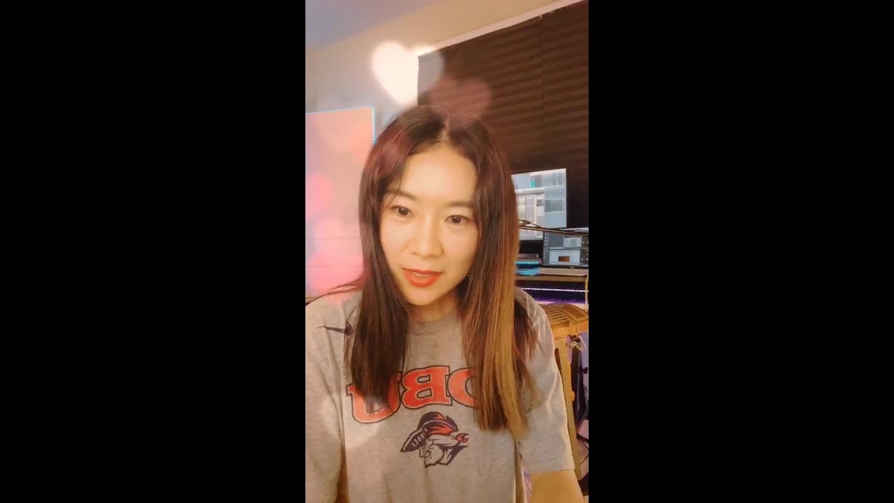 Luna Lee Live Stream