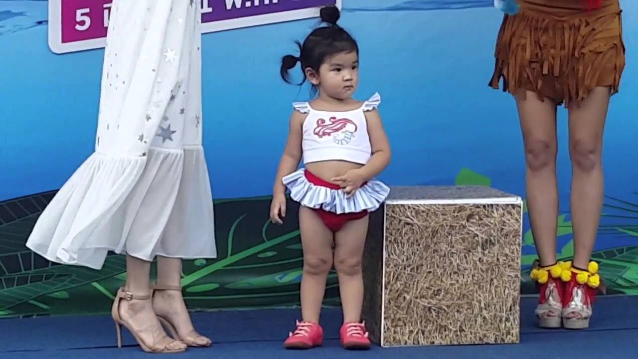 ความน่ารักของน้องมะลิ งานเปิดสวนนํ้า เดอะ มอลล์ บางกะปิ