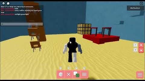 i made Squid game on Piggy Build mode