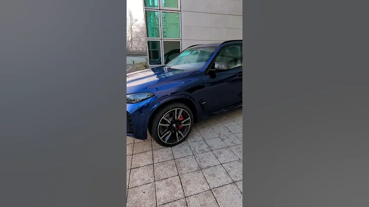 The Design of BMW X5 M60i: A Closer Look - DayDayNews