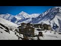 Hiking the Annapurna Circuit in the snow - Nepal