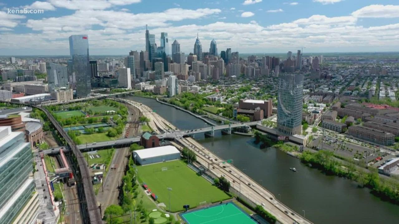 Philadelphia becomes first major city to reinstitute mask mandate - YouTube