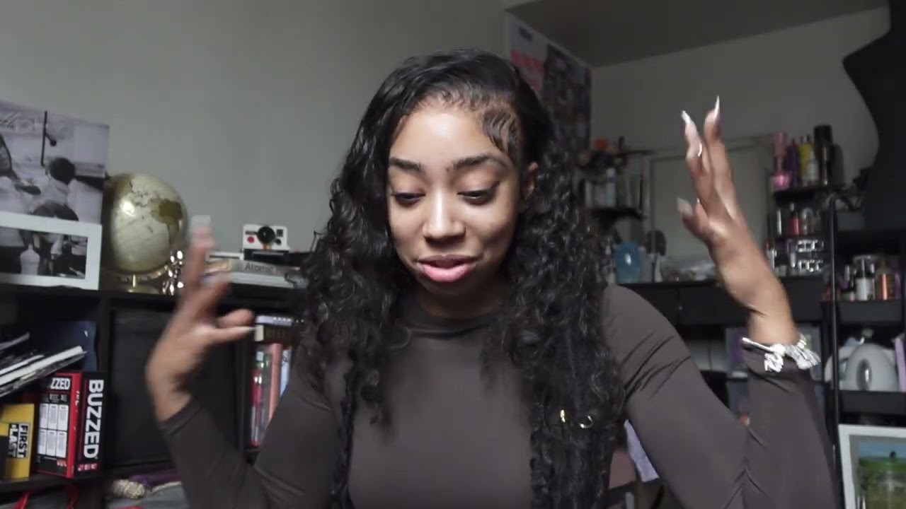 WEEKLY VLOG // UNBOXING VERY FIRST PR PACKAGE ?!!, EMPTIES HAUL & MORE