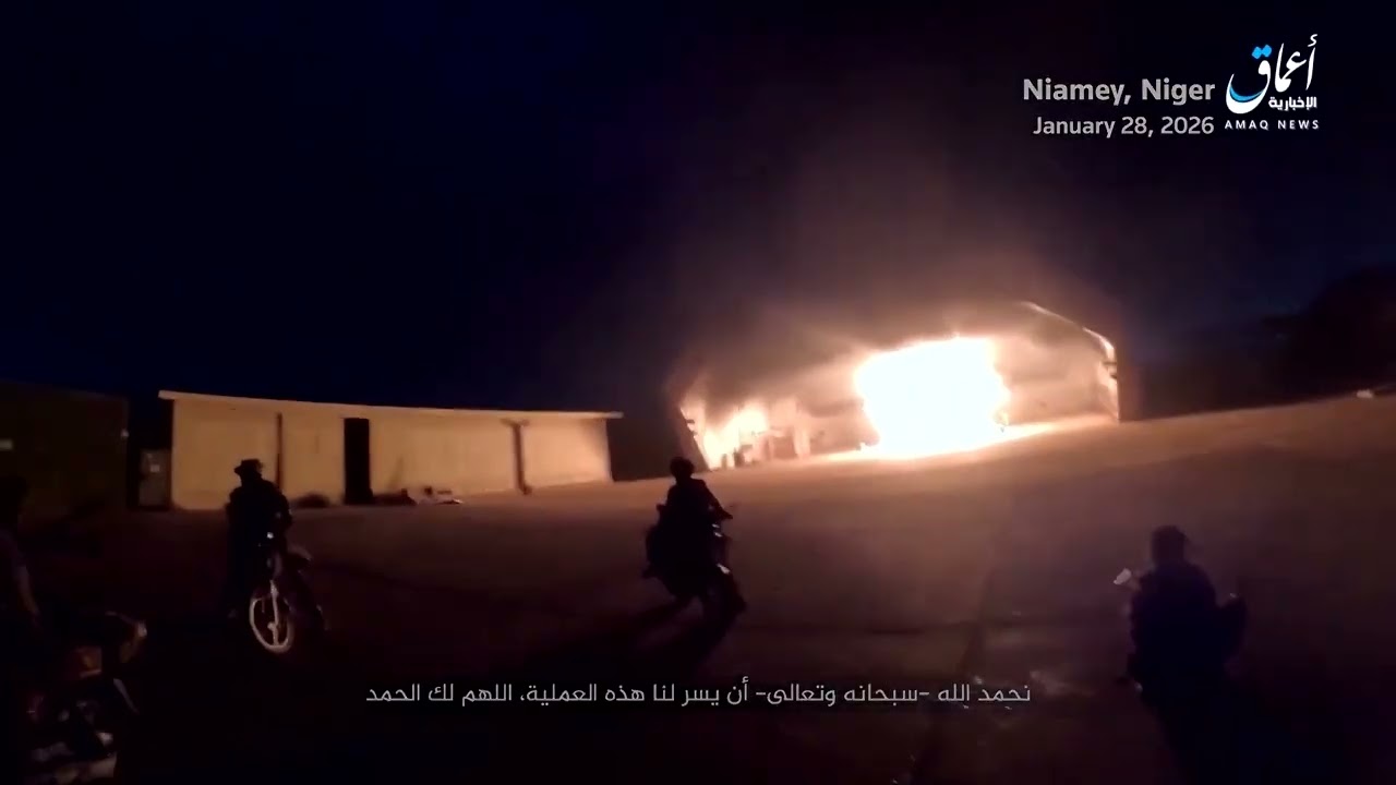 Video shows Islamic State fighters roaming Niger airport during raid