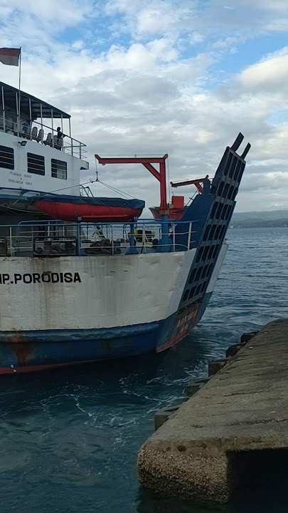 Detik-detik kapal meninggalkan dermaga #duniamaritim #kapalferry