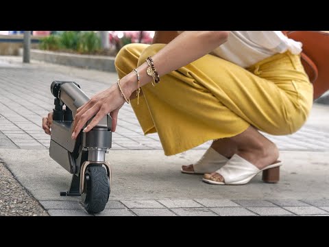 Last mile mobility for the future, HyundaiÂ·Kia 'Vehicle-mounted electric scooter' revealed