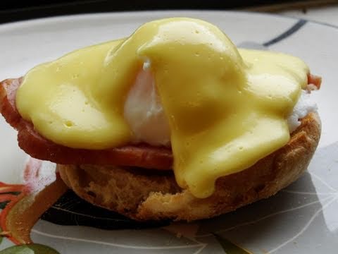 How To Make Eggs Benedict-11-08-2015