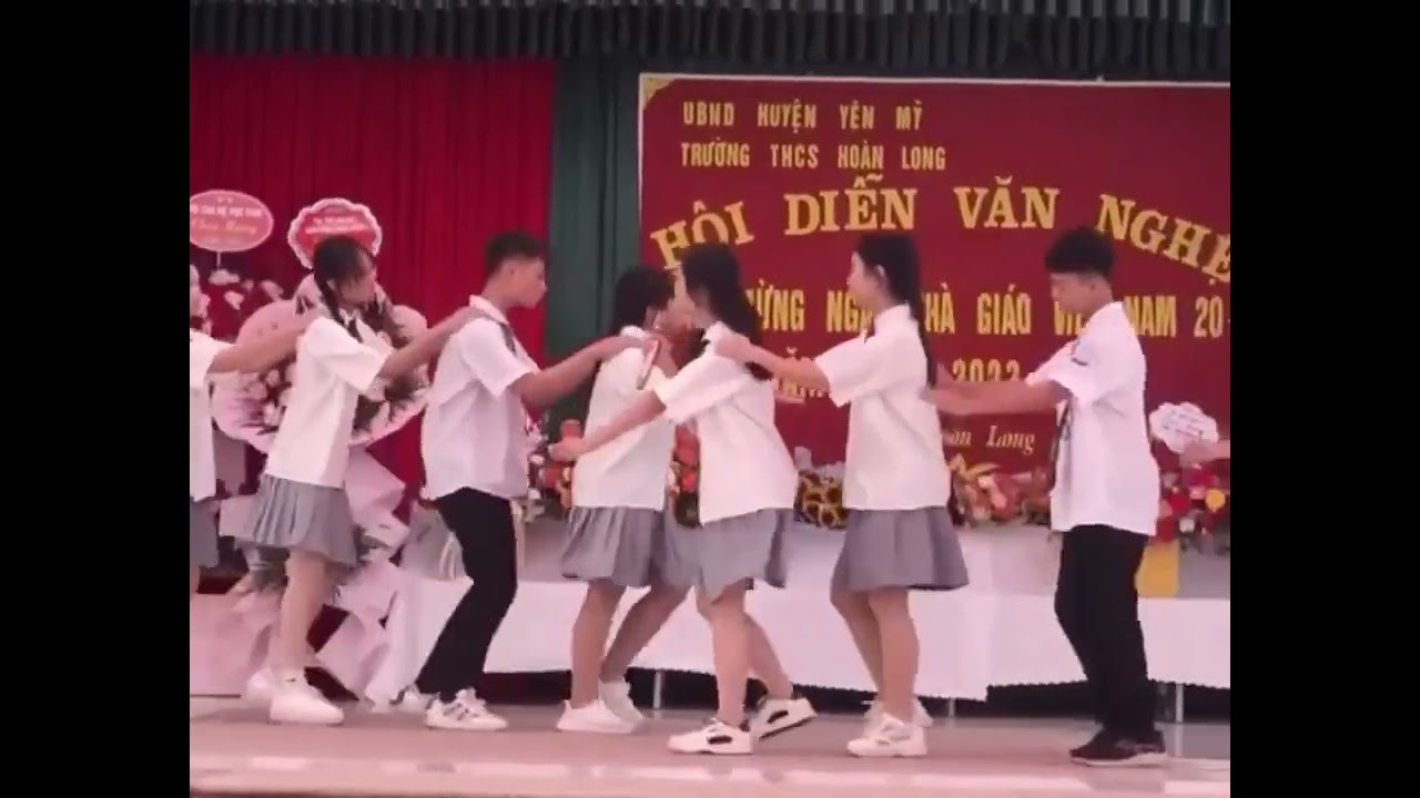 Ghép động tác bài Thêm yêu ngày nắng đến trường( từ các bài khác nhau)