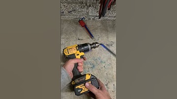 Replacement chuck on a cordless Dewalt drill. #dewalt #Fix #toolfix #chuck #repair