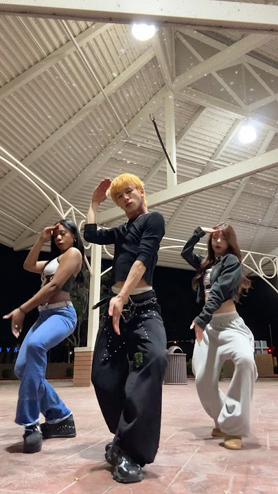 hotel lobby crossover 🫶🏻 #tobii #eearthchoreo