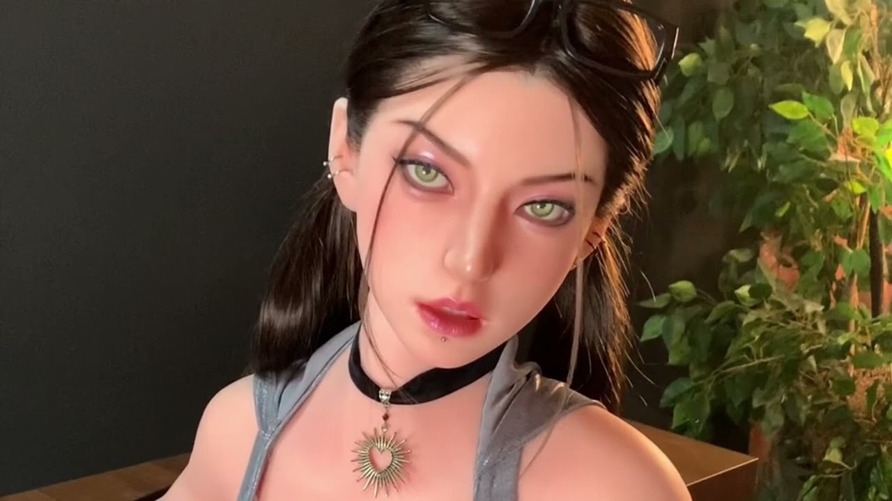What it's like to own an anime sex doll