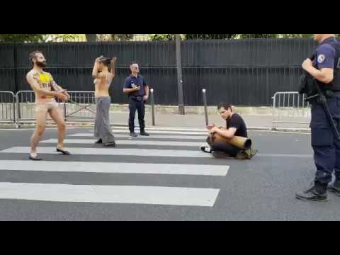 Paris: Des artistes dénoncent la répression exercée contre les élus kurdes en Turquie