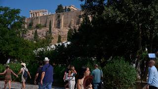 2 tourists stabbed near the Acropolis in Athens, Greece