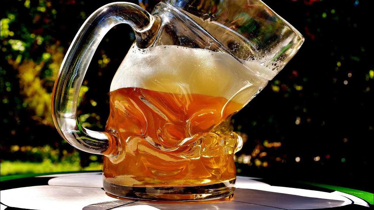 10 Totally Wacked Out And Crazy Beer Facts
