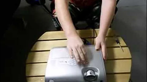 how to remove vertical lines on a projector