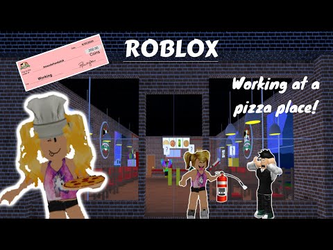 WE GOT A PAYCHECK AND PRANKED OUR CO-WORKER! | Roblox Work At A Pizza Place | Munchy Crunchy Carrot