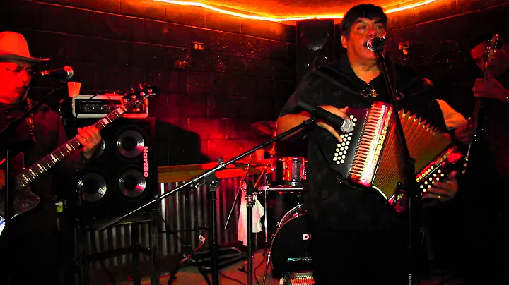 Sandy Sanchez y La Revancha @ La Bamba Night Club ...