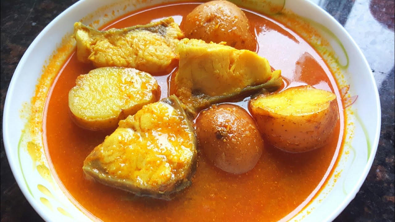 Alur Mache Shutki|Shutki with Fish and Potato|Sylheti Cooking| Bangladeshi Ranna|Sylheti Ranna