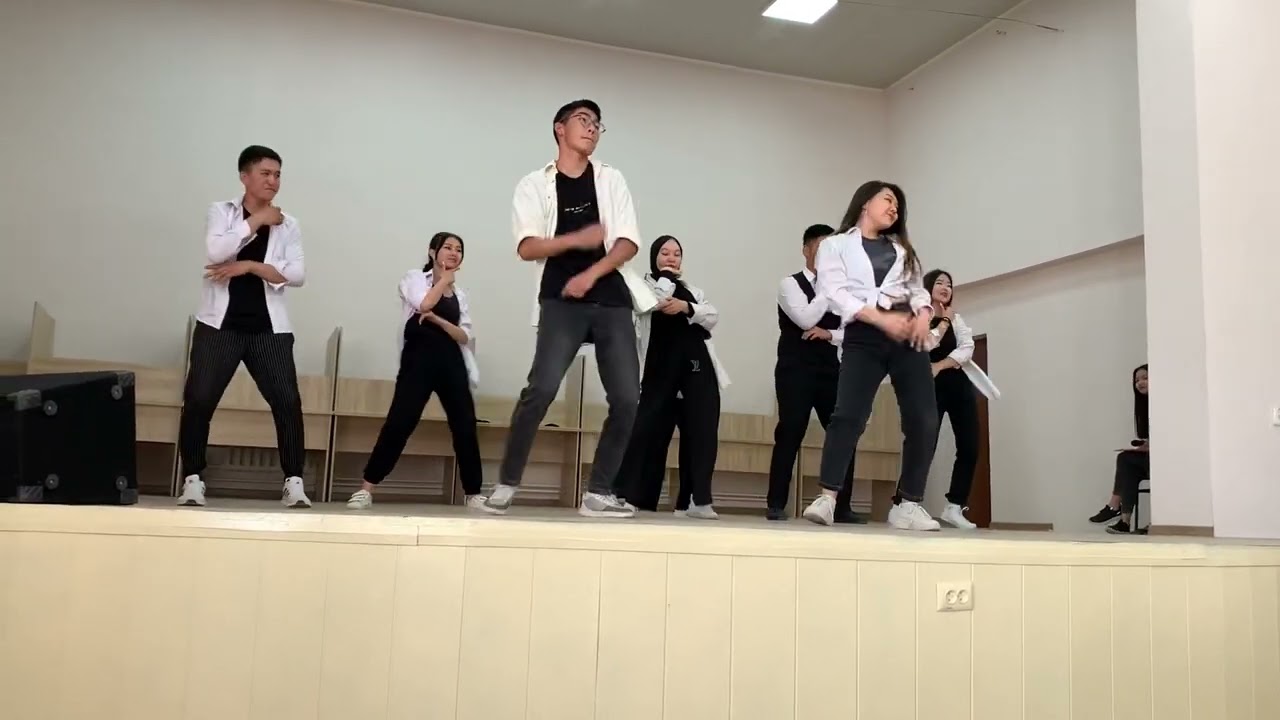 ⁣Флешмоб 2022 Вальс и танцы из tiktok🤪❤️‍🔥