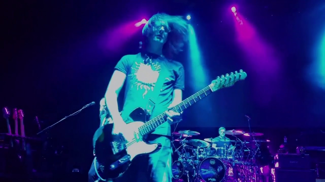 Steven Wilson Detonation (live 2018 multicam/show) YouTube