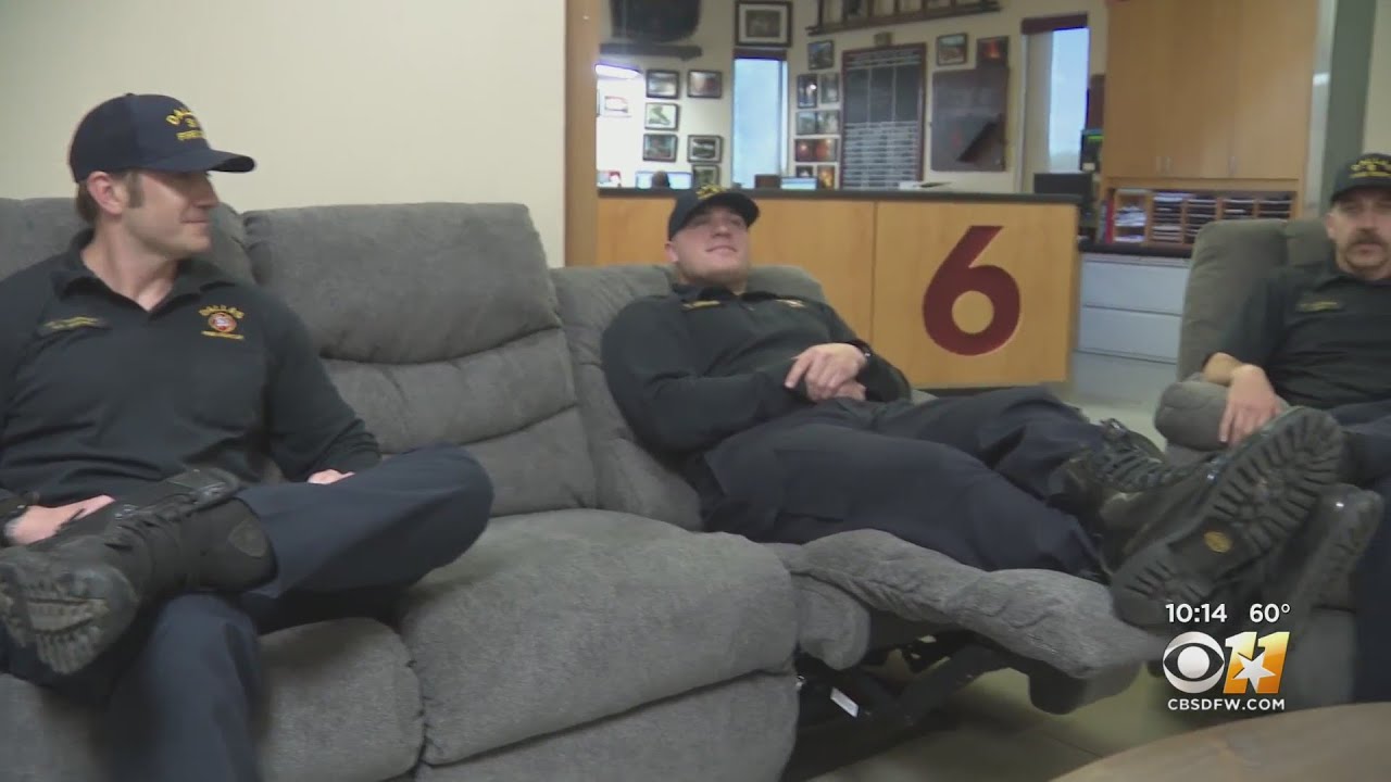 Dallas Fire Station Says Goodbye To Uncomfortable, Old Furniture Thanks To Generous Donation