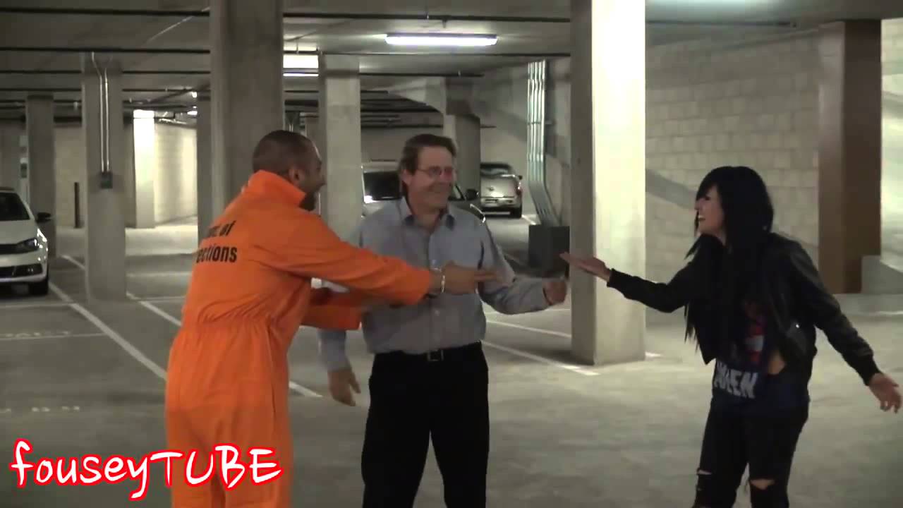 Escaped Prisoner Prank Youtube