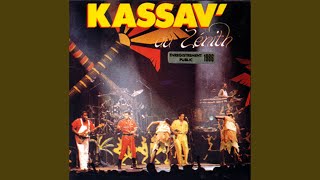 Video thumbnail of "Kassav' - Ola Ou Yé-Live Zenith 86"