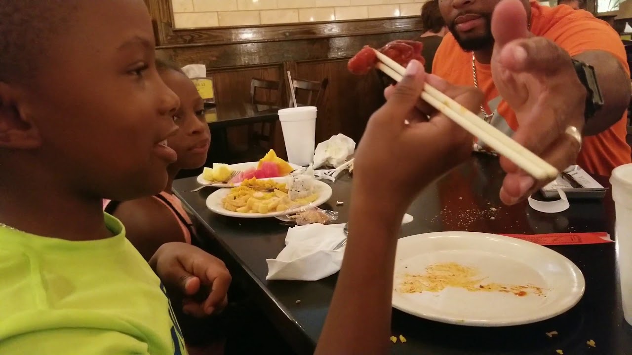 First time eating a baby Squid! YouTube