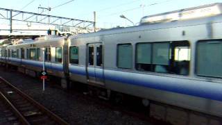 JR西日本225系5000番台 E520+E503編成 快速和歌山行き到着