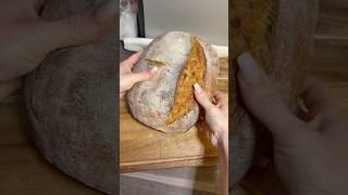 Weizen-Roggensauerteigbrot Teil 3 - Der Anschnitt #sauerteigbrot #backen #auszeit #sauerteig #brot