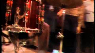 Video thumbnail of "The Beat - All Out To Get You (Top Of The Pops 1981)"