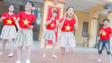CÙNG KUN CHÀO NGÀY MỚI - Sân chơi đồng diễn  FLASHMOB - Đội VN trường TH Văn Phú - Thường Tín - HN.