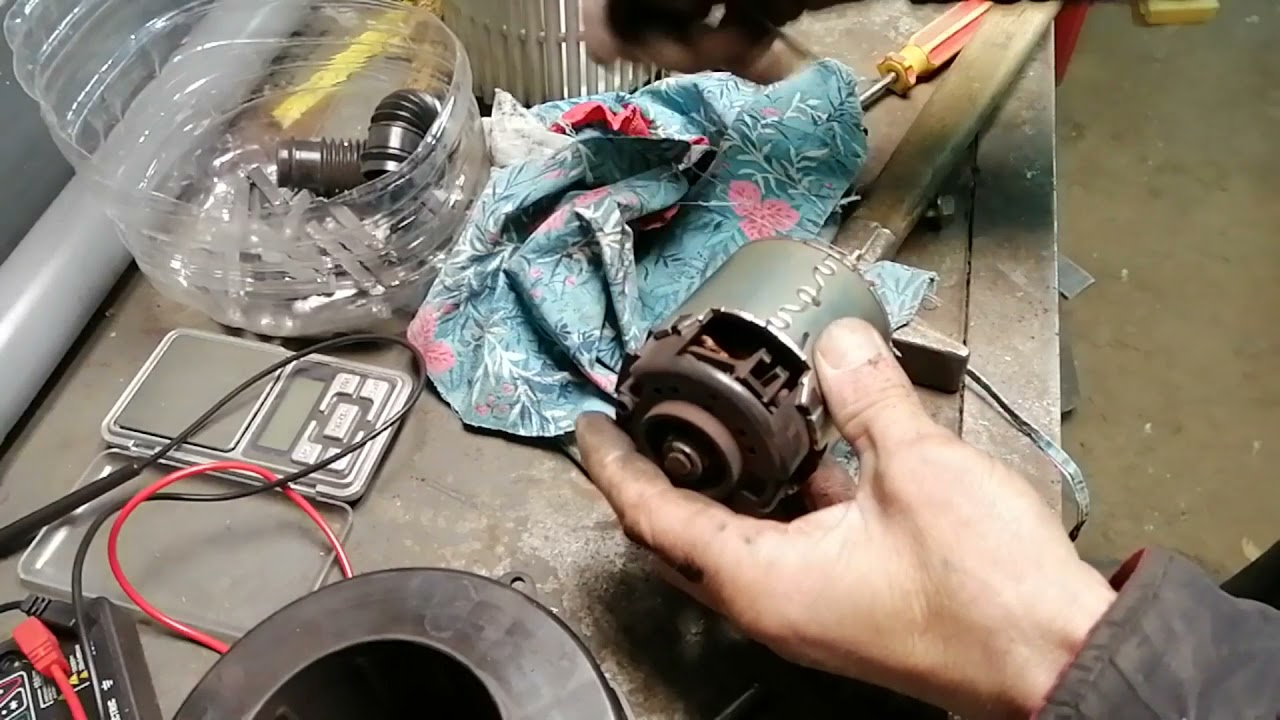 Сузуки сплеш.Ремонт вентилятора отопителя.