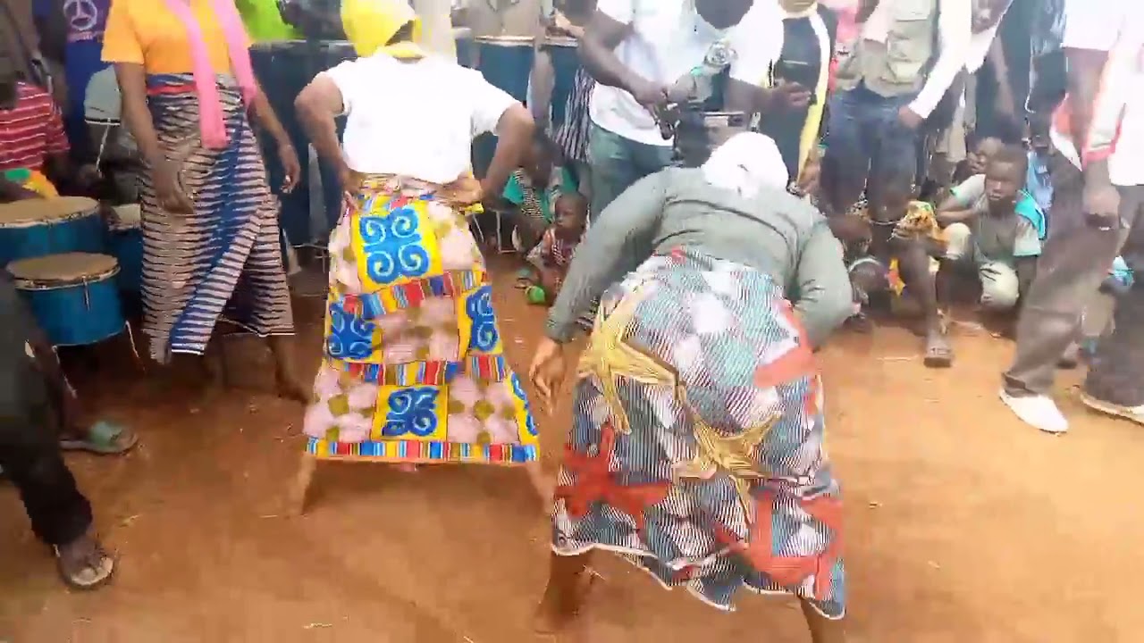 Simpa Display At Naa Gbewaa Palace At Tamale Ghana 