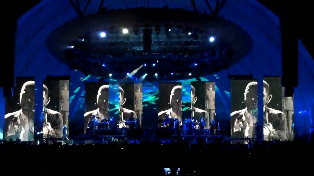 Maxwell Lifetime live hollywood bowl YouTube