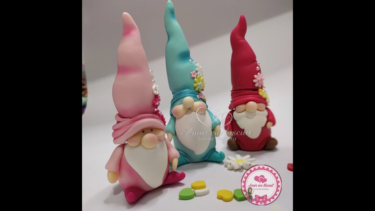 Duende no vidrinho de esmalte #reciclagem #biscuit #duendesembiscuit #duendes #vidrodeesmalte