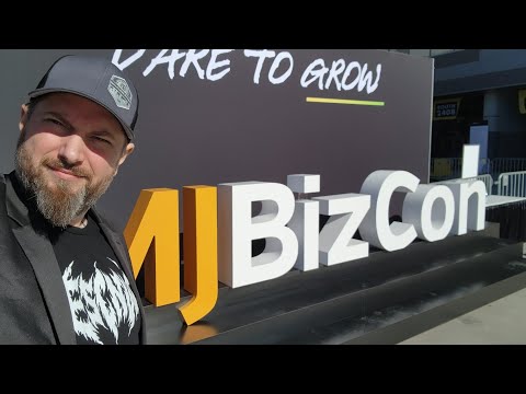 MJBizCon Day 1 recap. Dab Roast TV.
