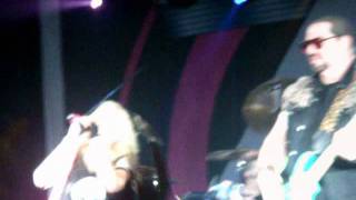 Twisted Sister "S.M.F." (live in Moscow 01.08.11)