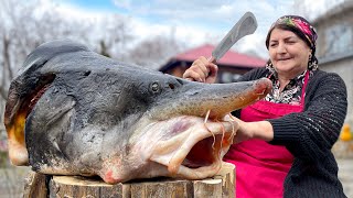 картинка: Рецепт Бабушкиного Супа из Осетровых Голов Монстра: Уникальная Техника Приготовления Рыбы!