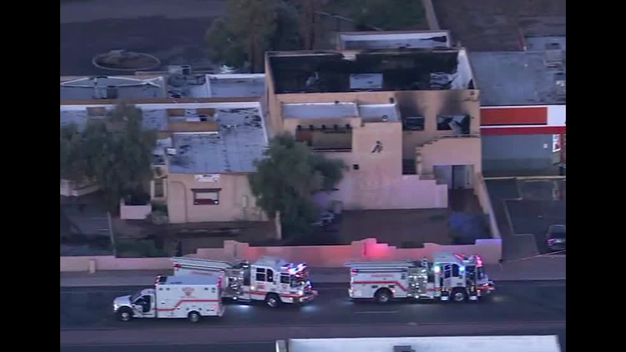 Fire guts apartment building near Country Club Drive and Rio Salado