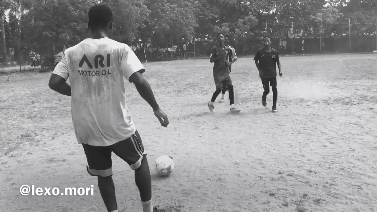 Американский футбол тренировка. Головоломки с футбольными картинками. Long passing. Long passing. Pass football.