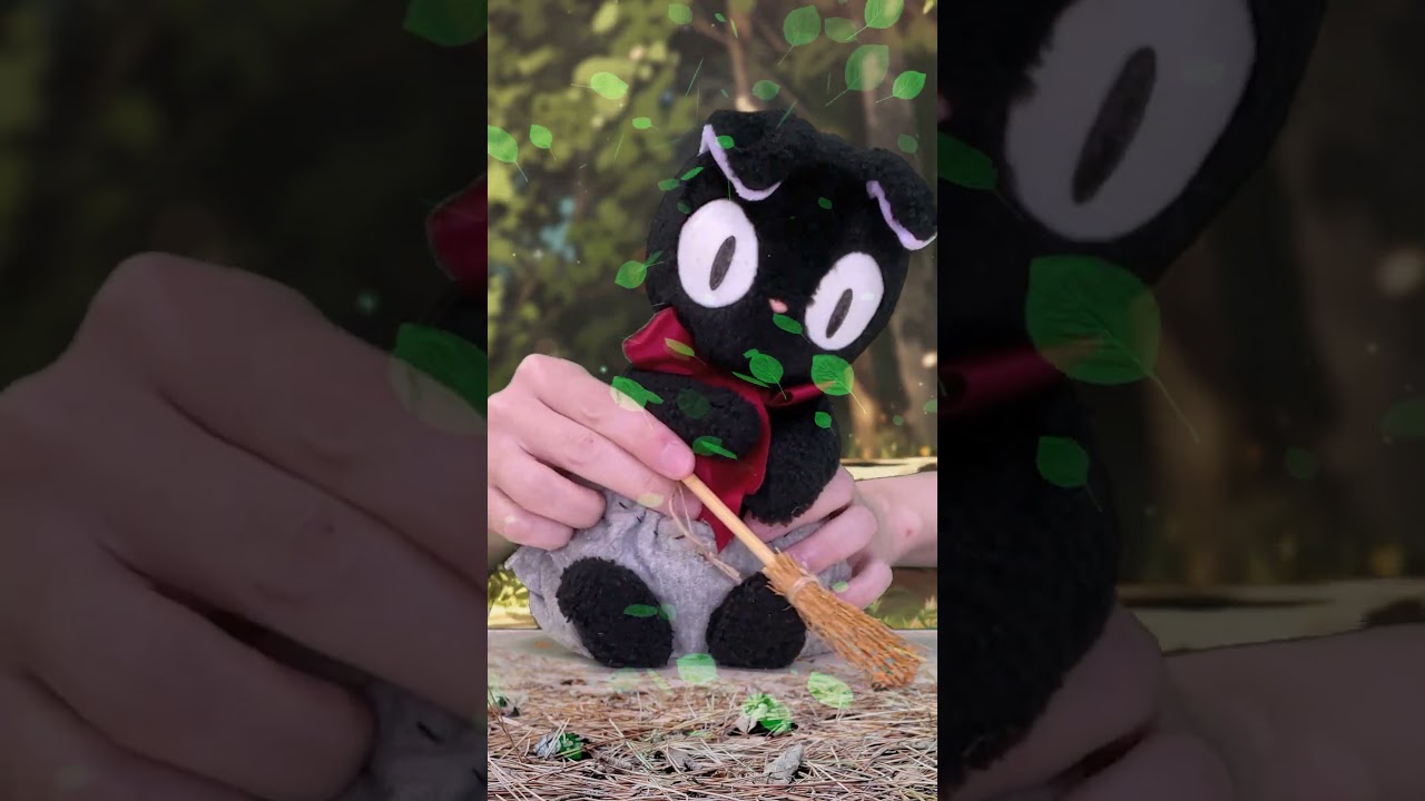 Adorable Plush Cat vs Endless Autumn Leaves 🧹🍁